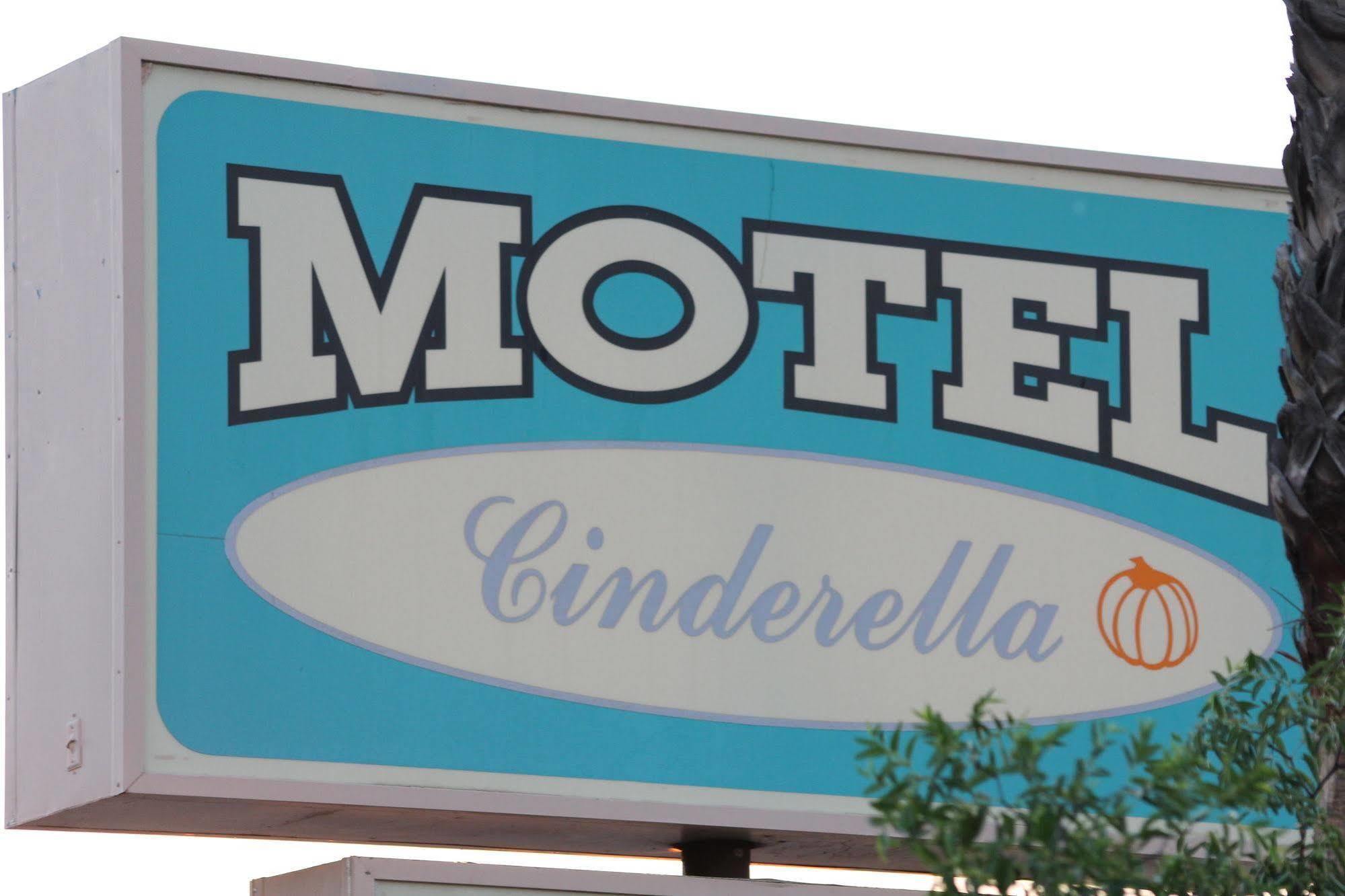 Cinderella Motel Wasco Exterior photo