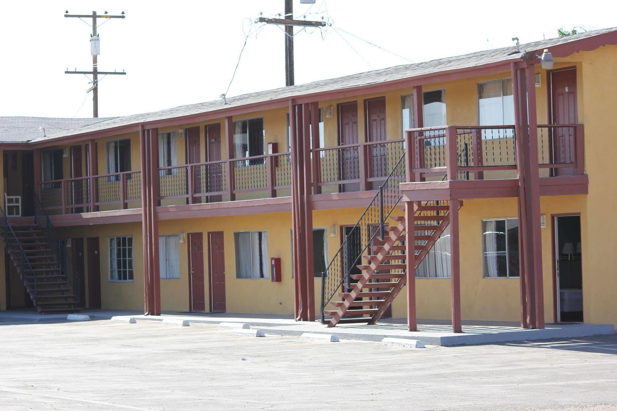 Cinderella Motel Wasco Exterior photo